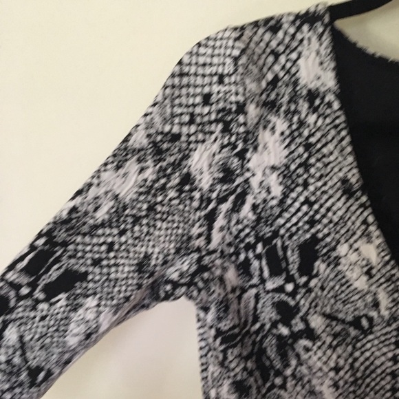 Anthropologie HD in Paris wrap dress small - Picture 4 of 7